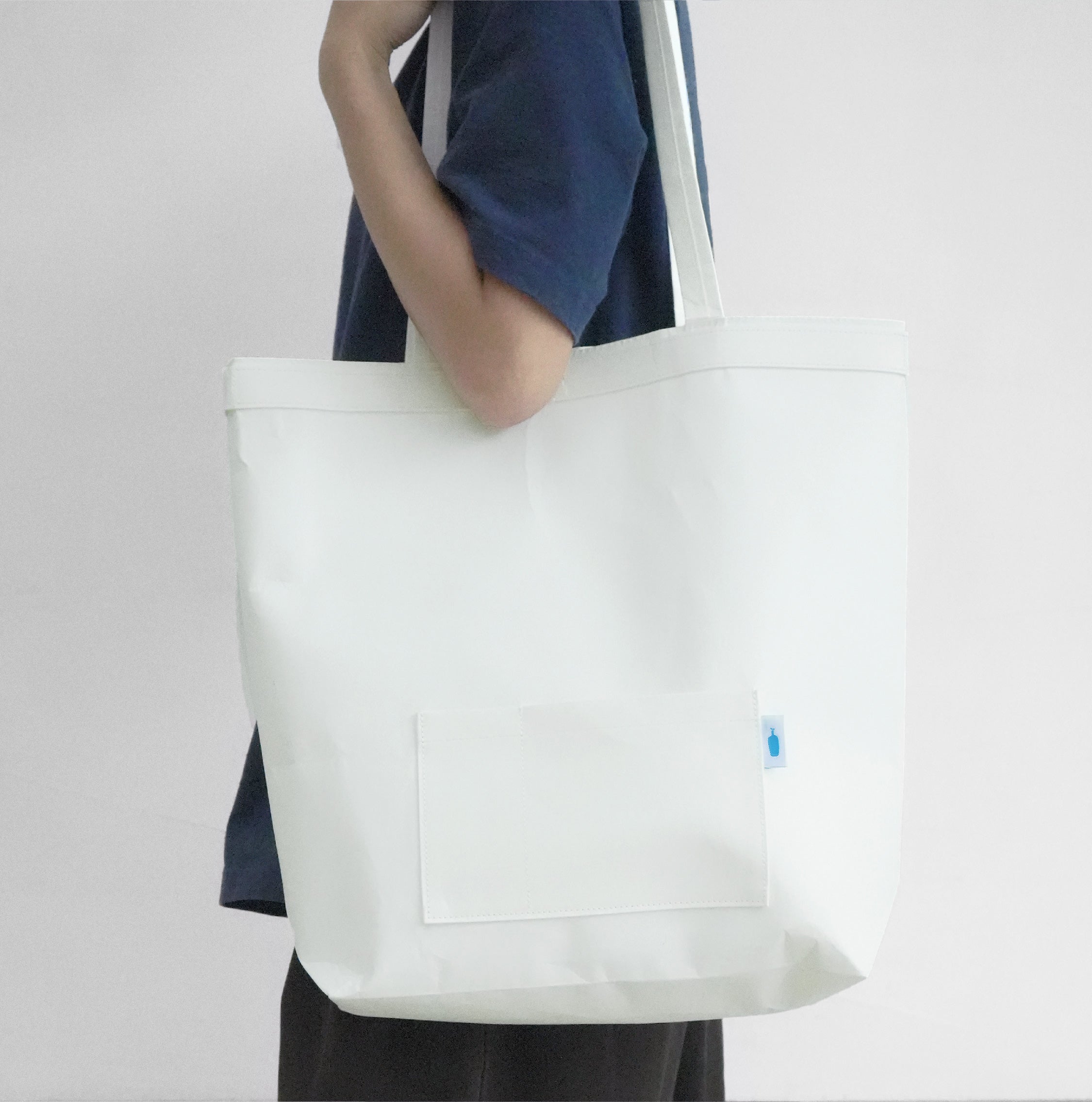 MO._ X Blue Bottle Coffee 2way Coffee Tote Tote Bag Hong Kong Maskon._ by MO MO / MaskOn._